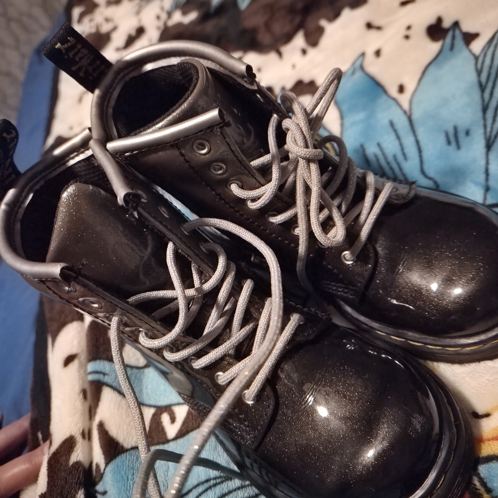 Dr. Martens Shiny Black Kids Boots